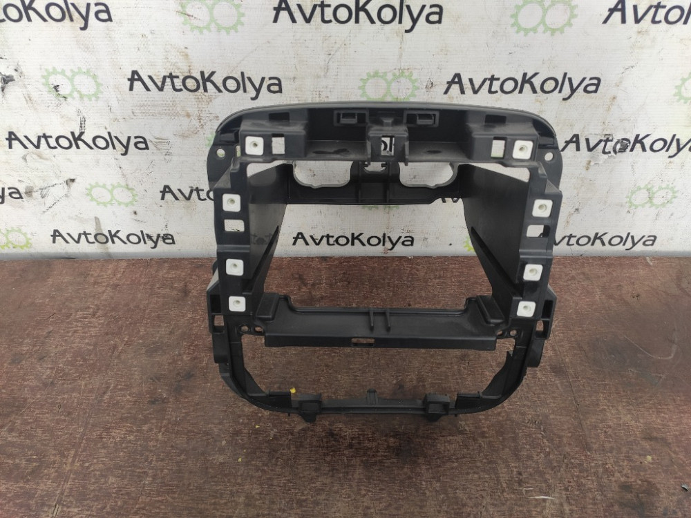 Кронштейн крепления центральной консоли Renault Trafic III 2014-2021 (678700458R) Ковель - изображение 1