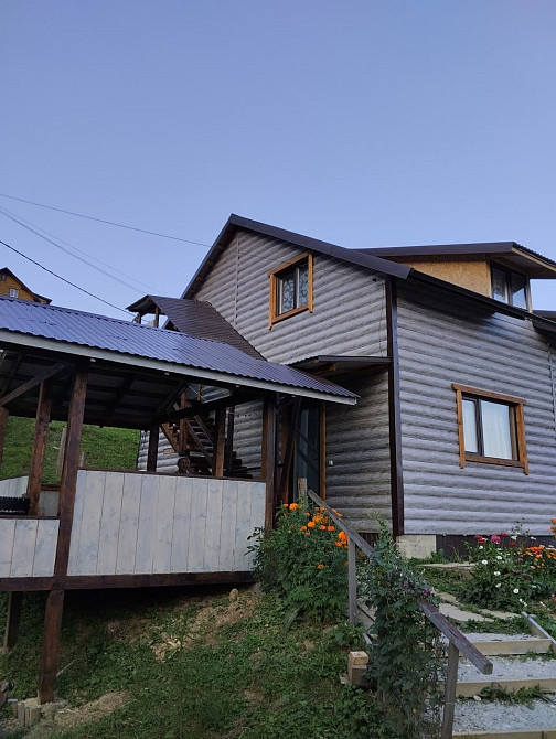 Будинок в Карпатах село Яблуниці Буковель Яремче - зображення 2