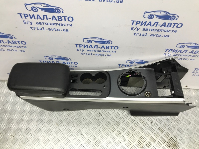 Подлокотник Mazda CX 7 ER 2.3 БЕНЗИН 	L3VDT 2006 (б/у) Киев - изображение 2