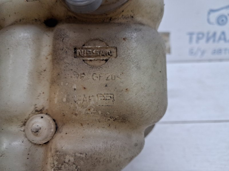 Бачок радиатора (расширительный) Nissan Navara D40 2.5 DIESEL YD25DDTI 2004 (б/у) Киев - изображение 5