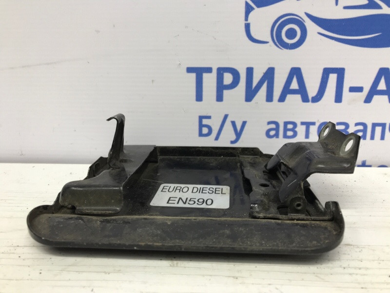 Лючок бака Mitsubishi Pajero Sport K9 2.5 DIESEL 4D56 1996 (б/у) Киев - изображение 3