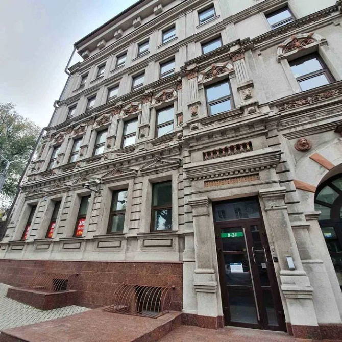 Продам. Торгово-офісна будівля 2736 м.кв. 6 соток. Центр. вул. Січових Стрільців, Дніпро - зображення 3