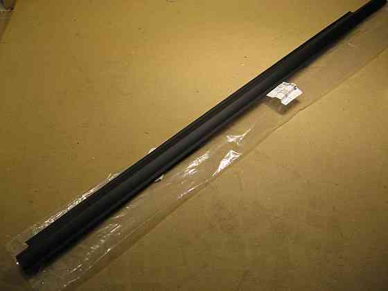 Молдинг стекла передней двери Lanos Днепр