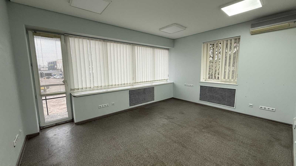 Центр! Будівля 1235м2 під офіс / хостел / клініку Киев - изображение 7