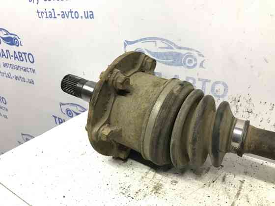 Привод задний Mitsubishi Pajero Wagon 3 3.2 ДИЗЕЛЬ 4M41 1999 (б/у) Київ