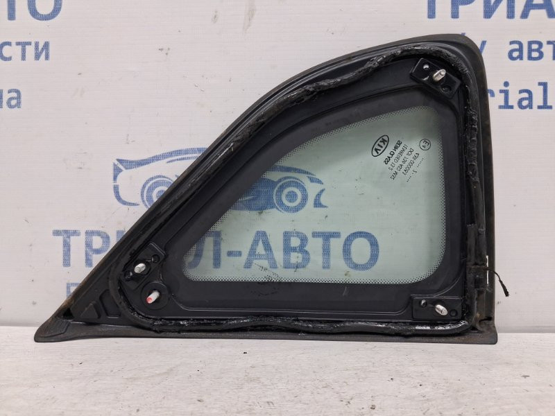 Стекло в кузов заднее правое Kia Ceed JD 1.6 DIESEL D4FB 2012 (б/у) Киев - изображение 3