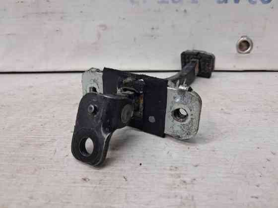 Ограничитель двери задний левый Kia Sorento BL 2.5 DIESEL D4CB 2002 (б/у) Киев