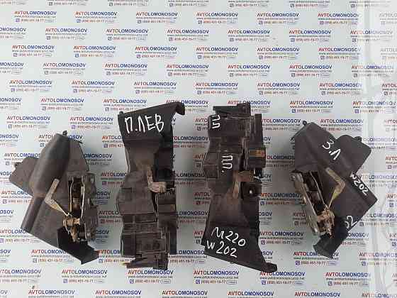 Ручка двери замок Mercedes-Benz W202 Разборка Дніпро