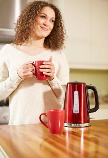 Электрочайник Russell Hobbs Luna 23210-70 1,7 л красный Київ - зображення 7