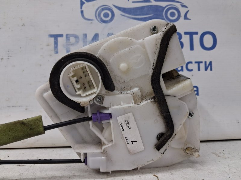 Замок двери задний правый Mazda 3 BM 2.2 DIESEL 2013 (б/у) Киев - изображение 3