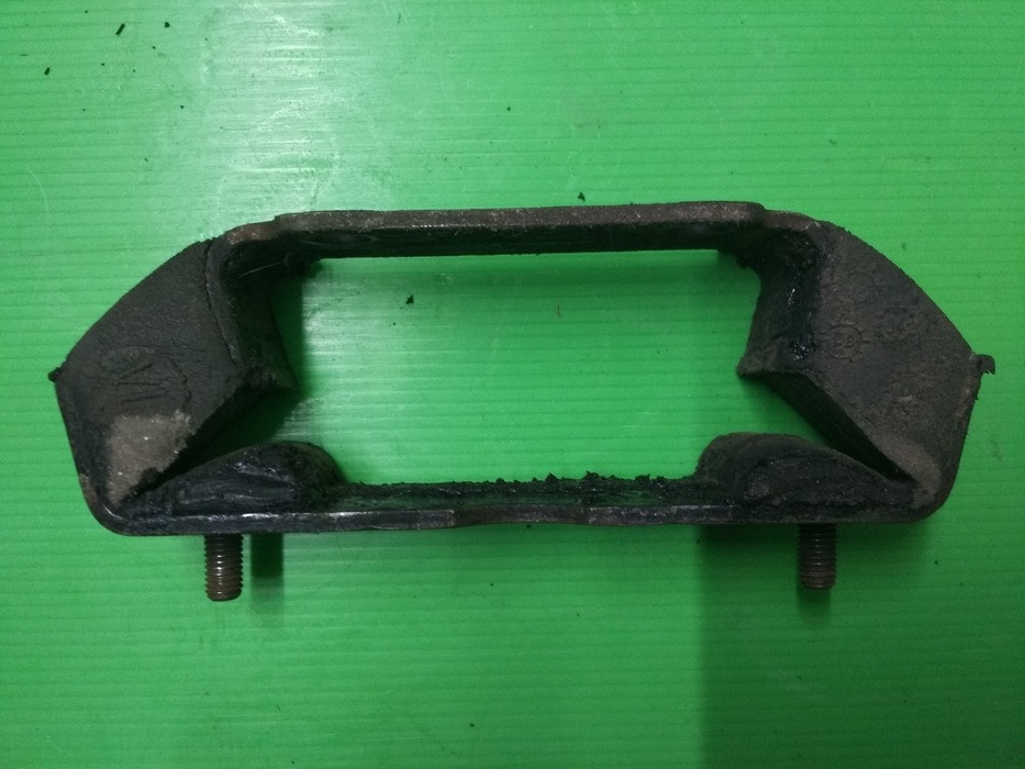 Опора коробки передач 90075054, 90075208 Опель Рекорд оригінал Винница - изображение 1