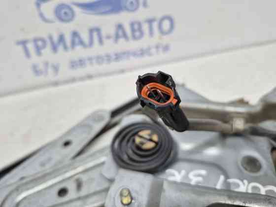 Стеклоподъемник задний правый Kia Sorento BL 2.5 DIESEL D4CB 2002 (б/у) Киев