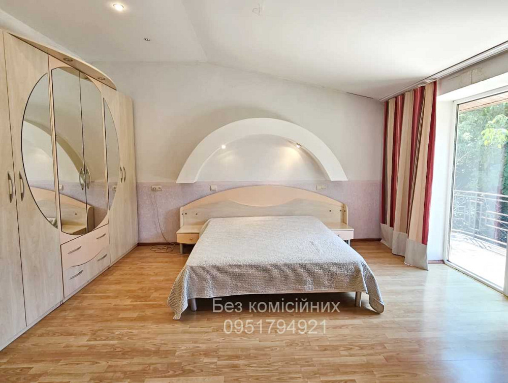 долгосрочная аренда 5-к часть дома Киев, Печерский, 900 $/мес. Київ - зображення 1