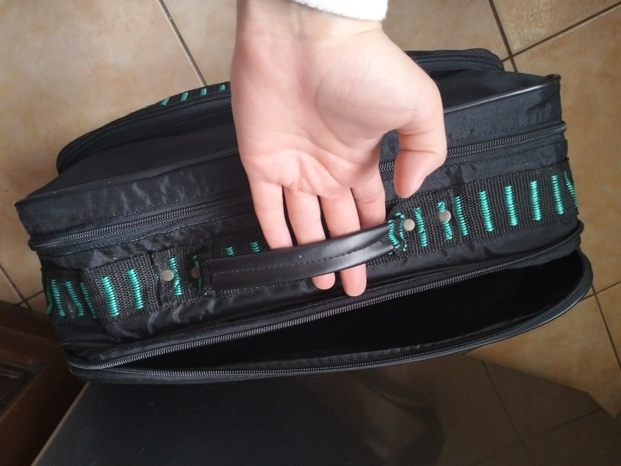 Сумка ручна кладь покладь в дорогу для подорожей і ноутбука вмістка через плече водонепромокаюча Львів - зображення 6