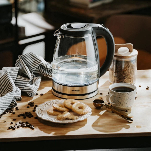 Электрочайник Mesko MS 1307 1.8 л черный Київ - зображення 5