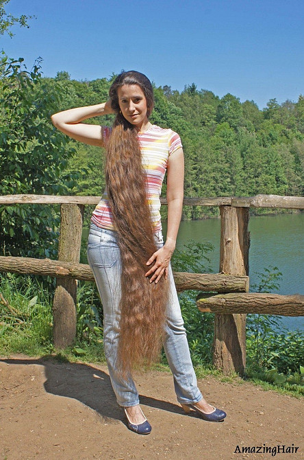 Придбаю волосся від 35 см.Кривий Ріг. У Подарунок ви отримаєте професійну стрижку Тел.0633013356 Кривий Ріг - зображення 1