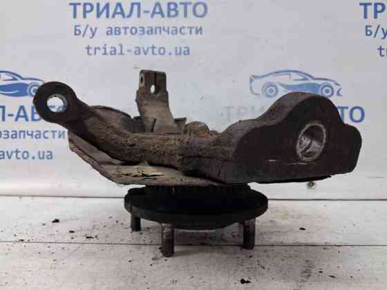Кулак поворотный левый со ступицей Kia Sorento BL 2.5 DIESEL D4CB 2002 (б/у) Киев