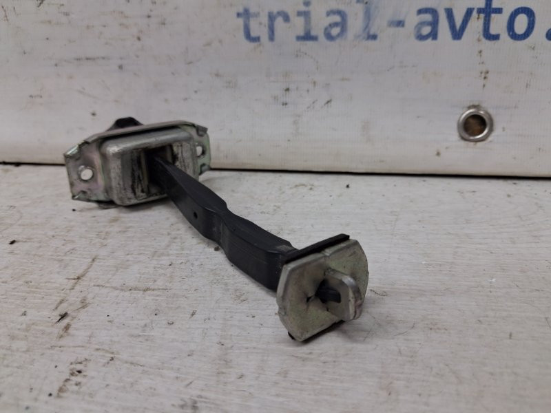 Ограничитель двери задний левый Nissan Qashqai J11 1.2 БЕНЗИН HRA2DDT 2013 (б/у) Київ - зображення 3