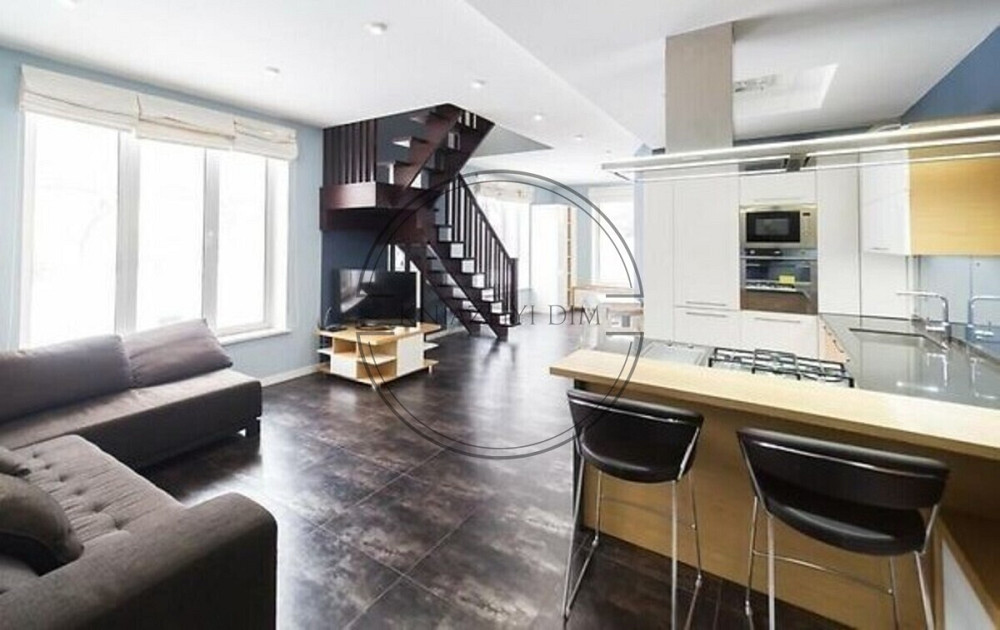 Без комиссии! Аренда шикарного таунхауса ул. Петропавловская. № 139211 Киев - изображение 1