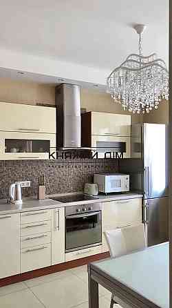 Оренда 1-кімнатної квартири по вул. А.Ахматової, метро Позняки, код 11204025 Київ