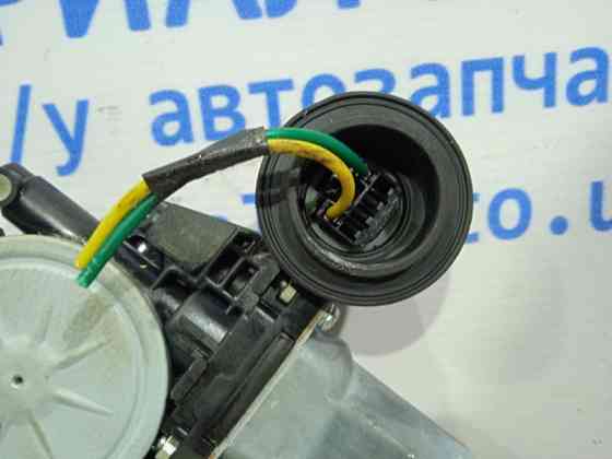 Стеклоподъемник задний левый Toyota Corolla E140 2006 (б/у) Киев