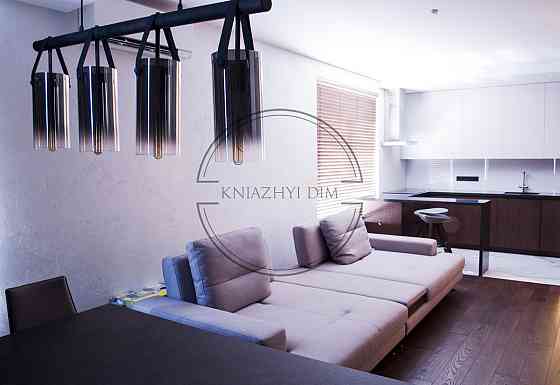 Продаж видової 3-х к. квартири з дизайнерським ремонтом в ЖК Зарічний. № 21133695 Київ