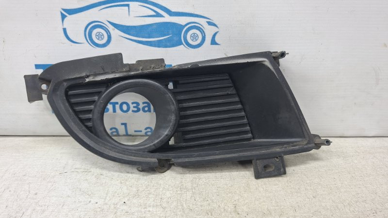 Решетка противотуманки правая Mitsubishi Lancer 9 1.6 БЕНЗИН 4G18 2003 (б/у) Київ - зображення 1