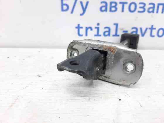 Ограничитель двери передний правый Mitsubishi Lancer 2003-2009 MR526777 (Арт. 29133) Киев