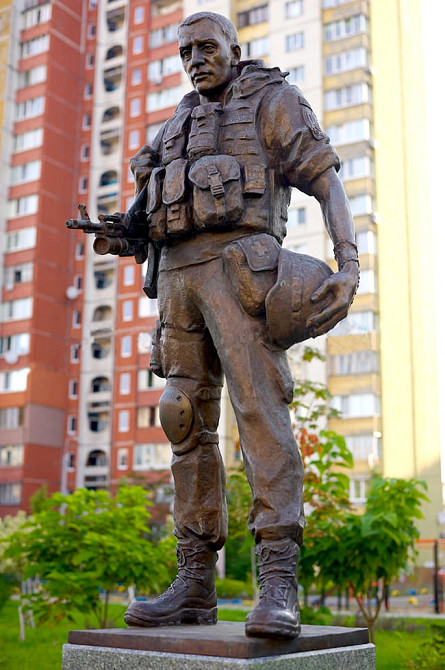 Скульптури та пам'ятники для військових — замовте за фото вашого героя Київ - зображення 6