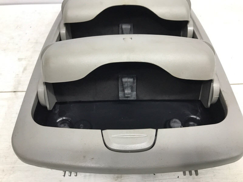 Плафон передний SsangYong Kyron DJ 2.0 DIESEL D20DT 2005 (б/у) Киев - изображение 3