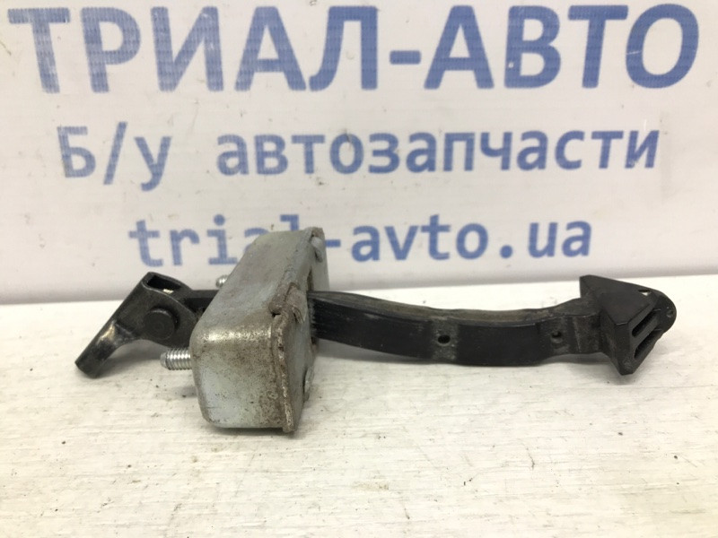 Ограничитель двери задний левый Mazda 6 GJ 2.2 DIESEL 2012 (б/у) Киев - изображение 1