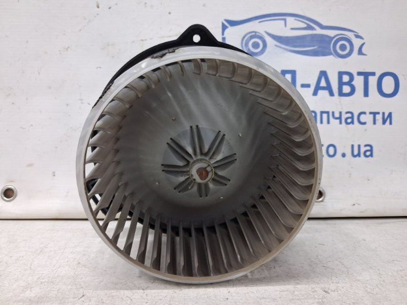 Моторчик печки Mitsubishi Pajero Wagon 3 3.2 ДИЗЕЛЬ 4M41 1999 (б/у) Киев - изображение 2