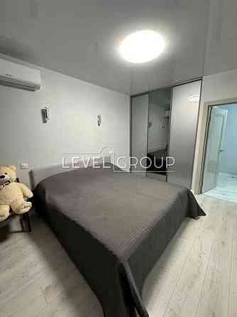 продажа 3-к квартира Киев, Соломенский, 160000 $ Киев