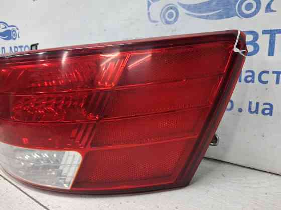 Фонарь задний внешний правый Hyundai Sonata NF 2.4 БЕНЗИН G4KC 2004 (б/у) Киев