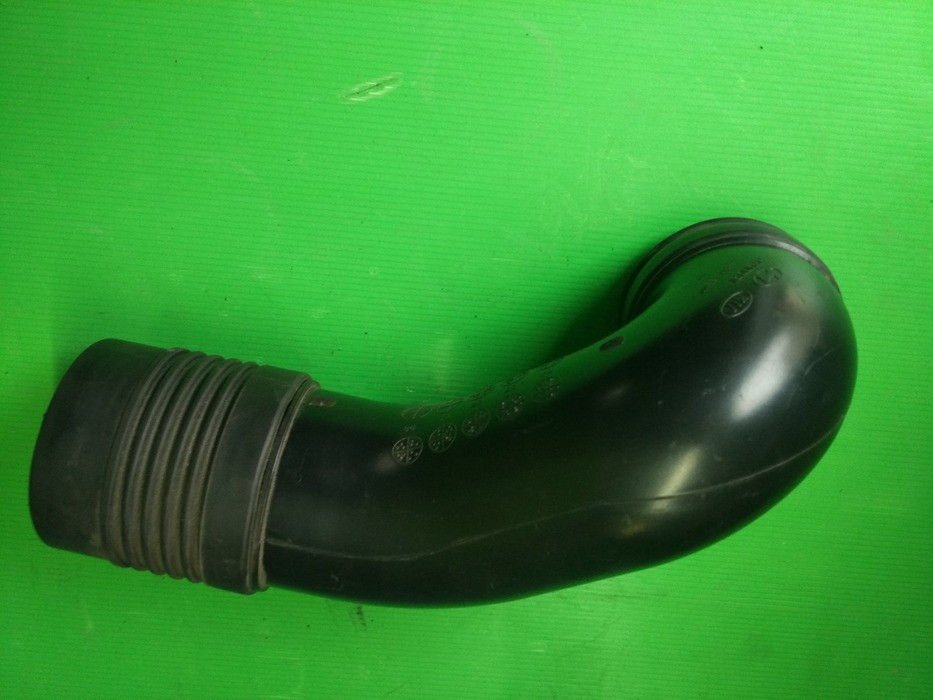 Патрубок повітрозабірника верхній 28210-2E100 Hyundai Tucson оригінал Винница - изображение 2