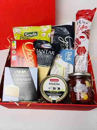 Подарунковий продуктовий набір Maxi Box – вишуканий смак у кожній деталі Житомир