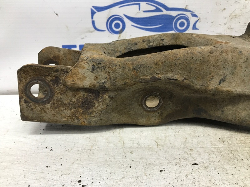 Рычаг задней подвески нижний поперечный (под пружину) Mitsubishi Pajero Wagon 3 3.2 ДИЗЕЛЬ (б/у) Київ - зображення 2