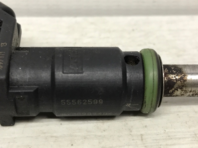 Форсунка топливная Chevrolet Cruze J300 1.6 F16D4 2009 (б/у) Київ - зображення 3