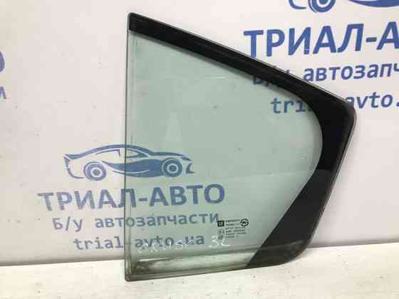 Стекло двери задней левой (форточка) Chevrolet Cruze J300 1.6 F16D4 2009 (б/у) Киев