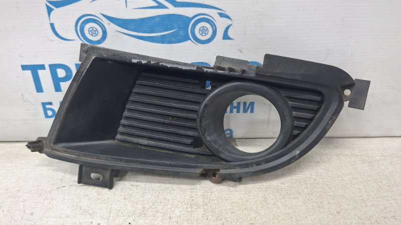 Решетка противотуманки левая Mitsubishi Lancer 9 1.6 БЕНЗИН 4G18 2003 (б/у) Київ - зображення 1