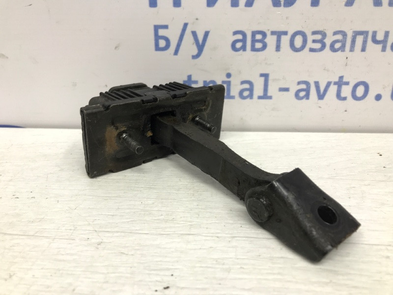 Ограничитель двери задний правый Toyota Avensis T25 1.8 БЕНЗИН 1ZZFE 2002 (б/у) Киев - изображение 3