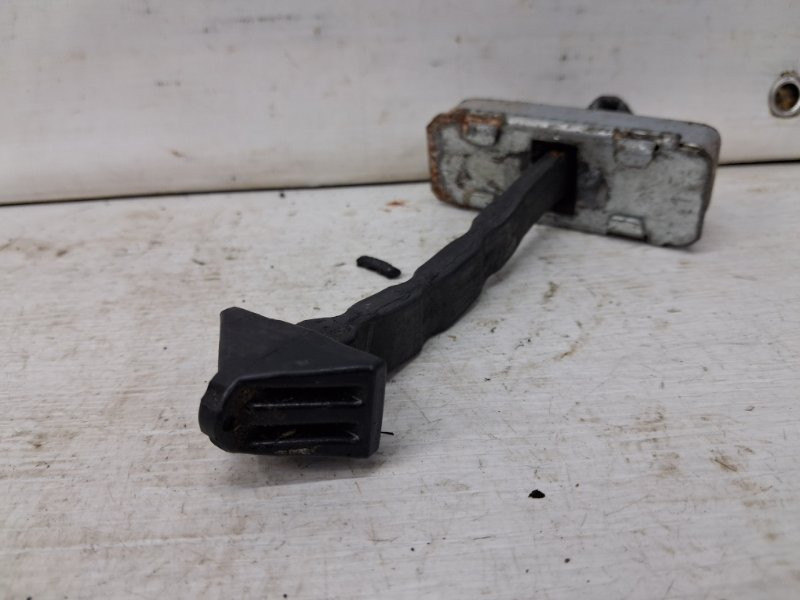 Ограничитель двери передний левый Mazda CX 7 ER 2.3 БЕНЗИН 	L3VDT 2006 (б/у) Київ - зображення 3