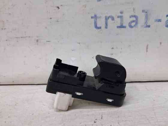 Кнопка стеклоподъемника Mazda 3 BM 2.2 DIESEL 2013 (б/у) Киев