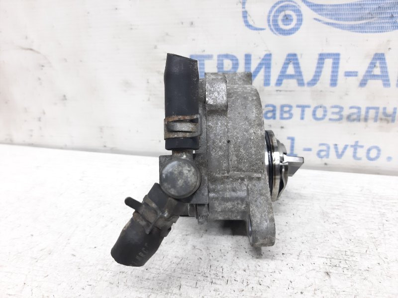 Насос вакуумный Mitsubishi Outlander XL 2.2 DIESEL 4N14 2007 (б/у) Киев - изображение 2