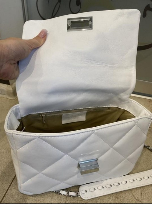 сумка кожаная Италия белая на плечо среднего размера Киев - изображение 4