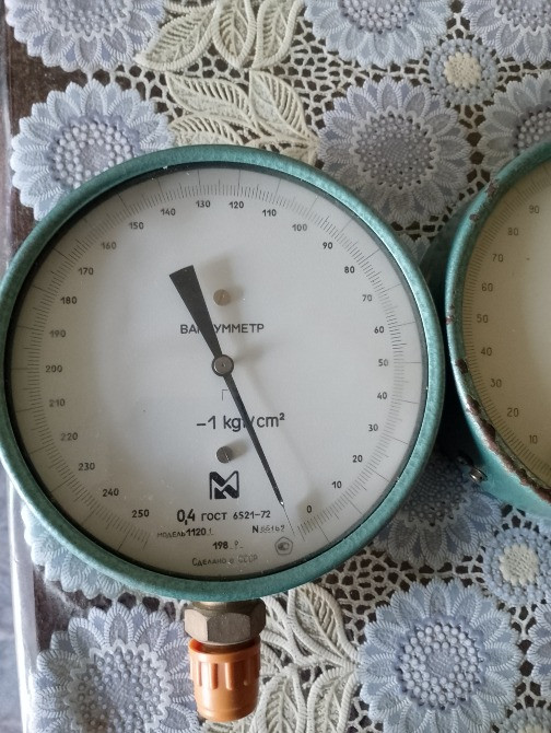 Продам манометри і вакуумметр Киев - изображение 1