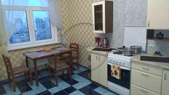 Оренда 1 к. кв. біля метро Позняки і ТРЦ Піраміда, вул. О. Мишуги 2. № 11987 Киев