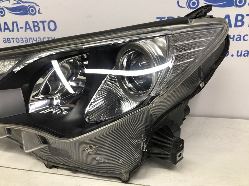 Фара левая галоген Toyota RAV 4 A40 2.2 DIESEL 2ADFTV 2012 (б/у) Київ - зображення 2