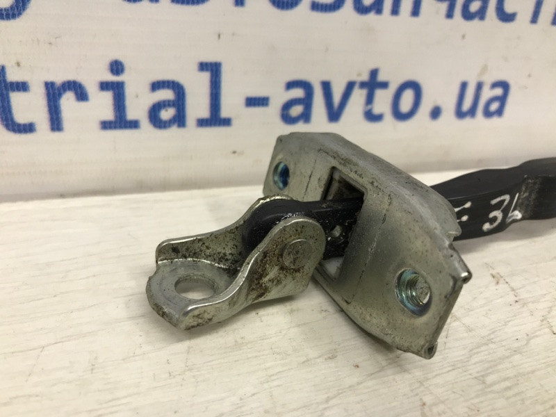 Ограничитель двери задний левый Mitsubishi Outlander GF 2.2 DIESEL 4N14 2012 (б/у) Киев - изображение 2