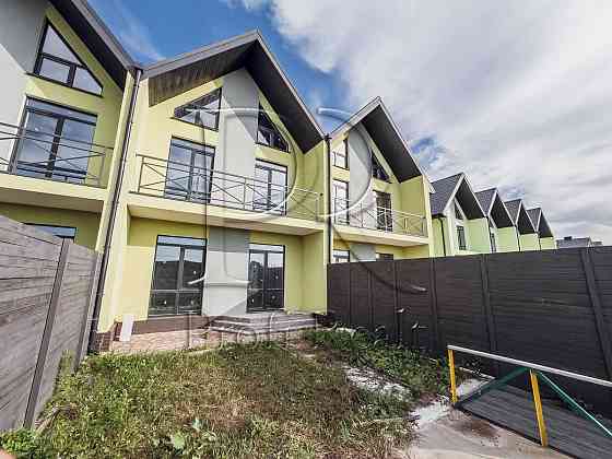 продажа 4-к таунхаус Киево-Святошинский, Стоянка, 65000 $ 